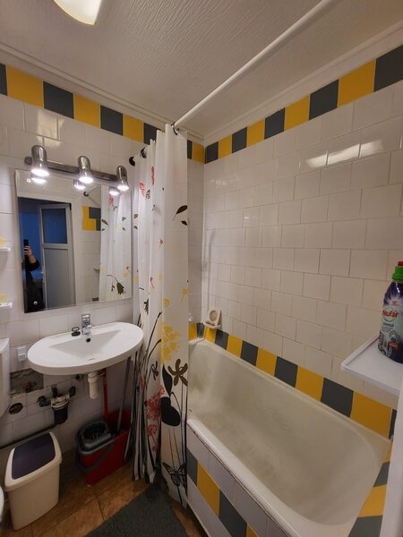 Drumul Taberei 3 camere 1/4 cu garaj