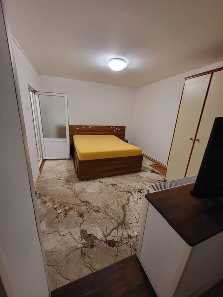 Drumul Taberei 3 camere 1/4 cu garaj