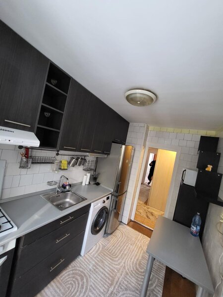 Drumul Taberei 3 camere 1/4 cu garaj