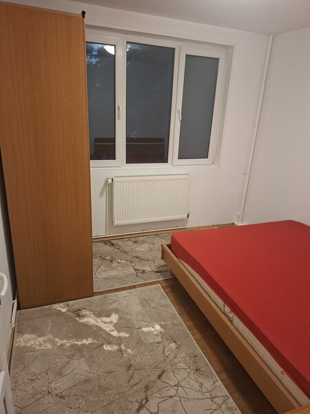 Drumul Taberei, 3 camere, 1/4, cu garaj,Centrala proprie