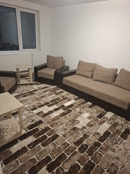 Drumul Taberei, 3 camere, 1/4, cu garaj,Centrala proprie